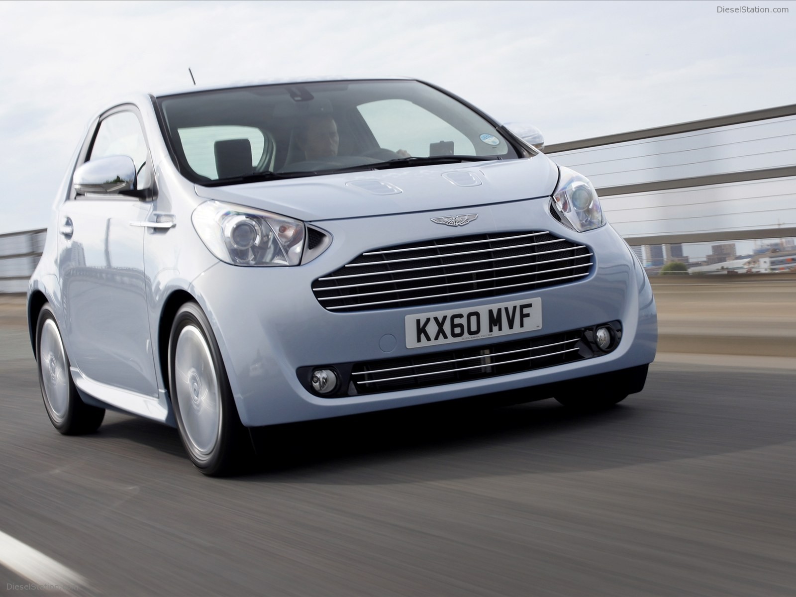 Aston Martin Cygnet 2011